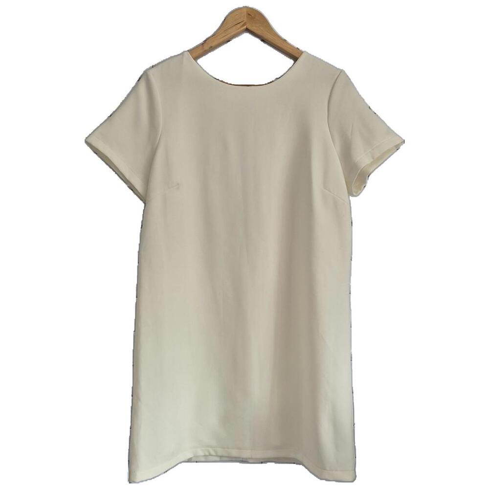 Lulu’s Ladies Short Sleeve Straight Shift Style Dress Color Cream Knee